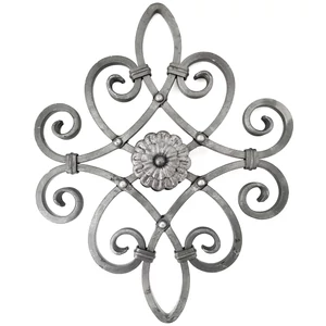 Rosace en fer forgé, rosettes sur les deux côtés, riveté