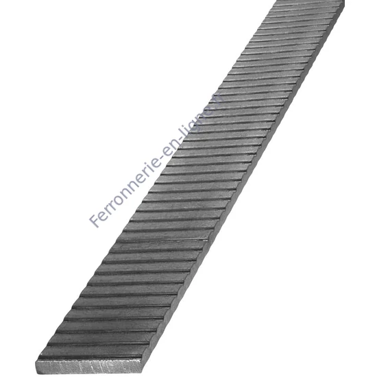 accessoire de ferronnerie, barre en fer forgé