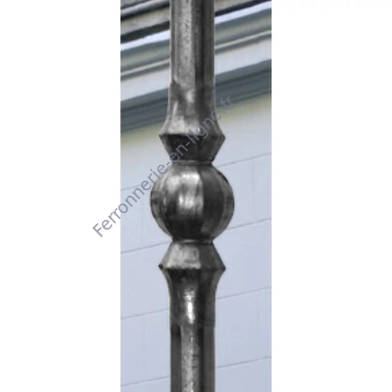 Barreau en fer forgé, profil rond forgé, différentes dimensions et pointes de lance