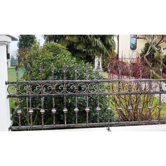 Garniture pour barreau, différentes dimensions de trous