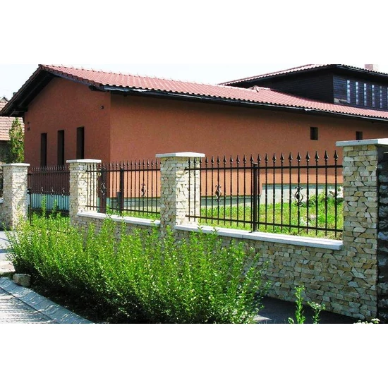 Barreau design moderne en fer forgé avec décor classique, différentes sections